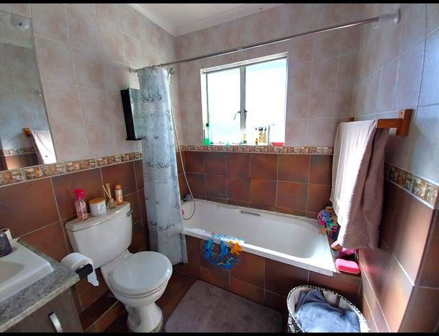 2 BEDROOM TOWNHOUSE FOR SALE IN RANDHART